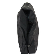 Load image into Gallery viewer, Garment Bag Bi-Fold Black